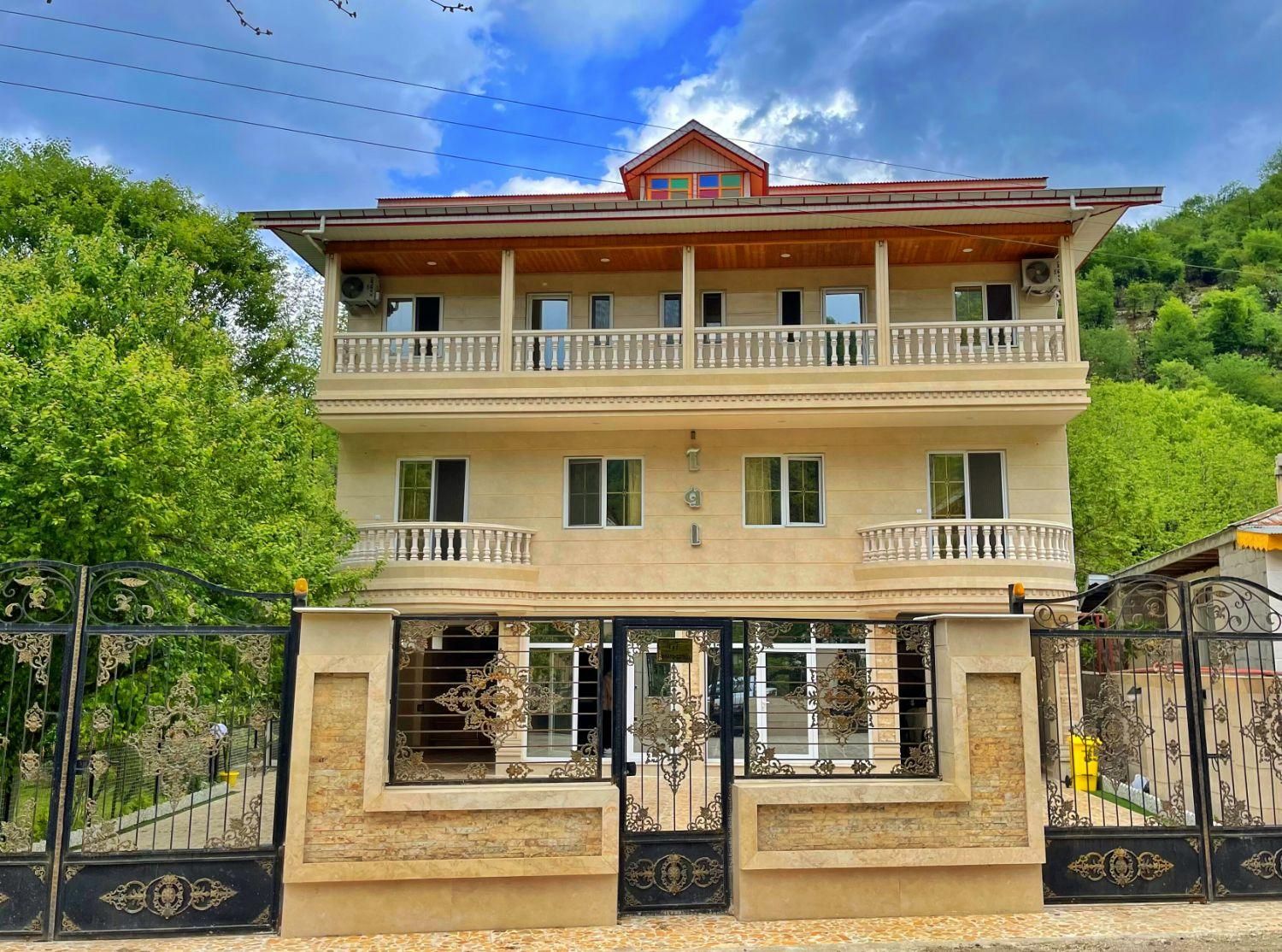 اجاره بدون واسطه از مالک(ویلا استخردار لب رودخانه)|اجارهٔ کوتاهمدت ویلا و باغ|ماسال, |دیوار