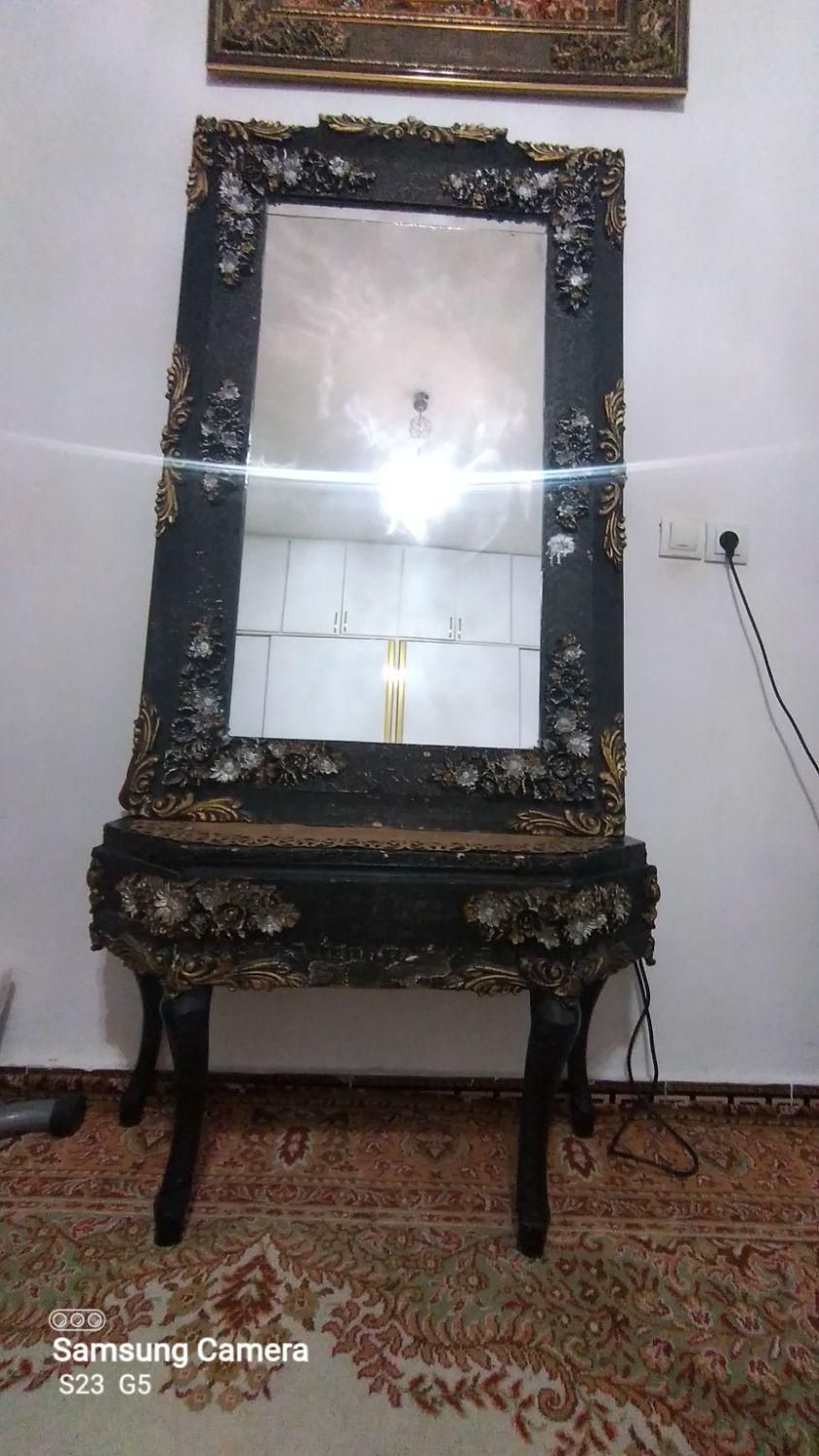 اینه|آینه|اردبیل, |دیوار