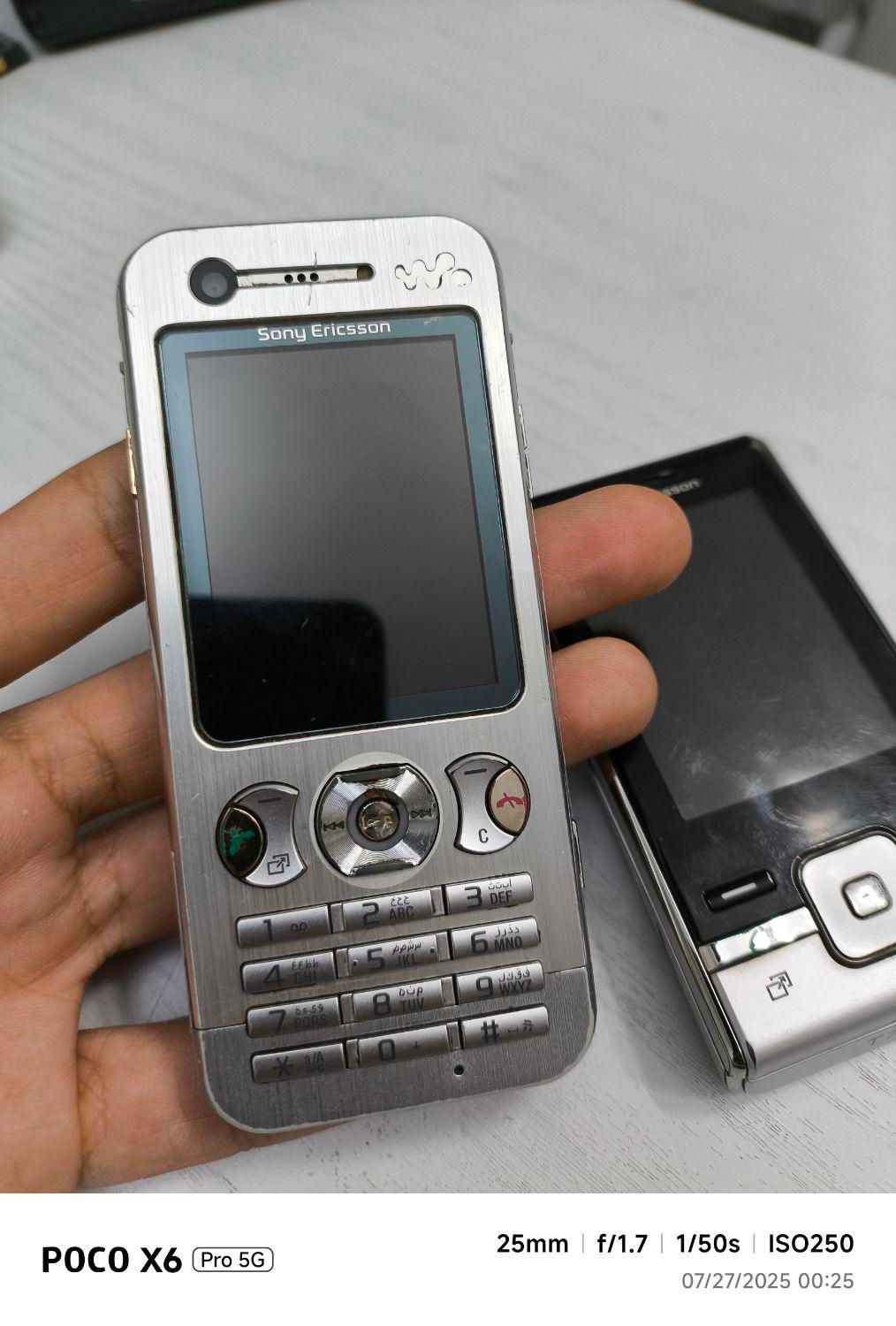Sony Ericsson w890 و T715|موبایل|تهران, سیزده آبان|دیوار