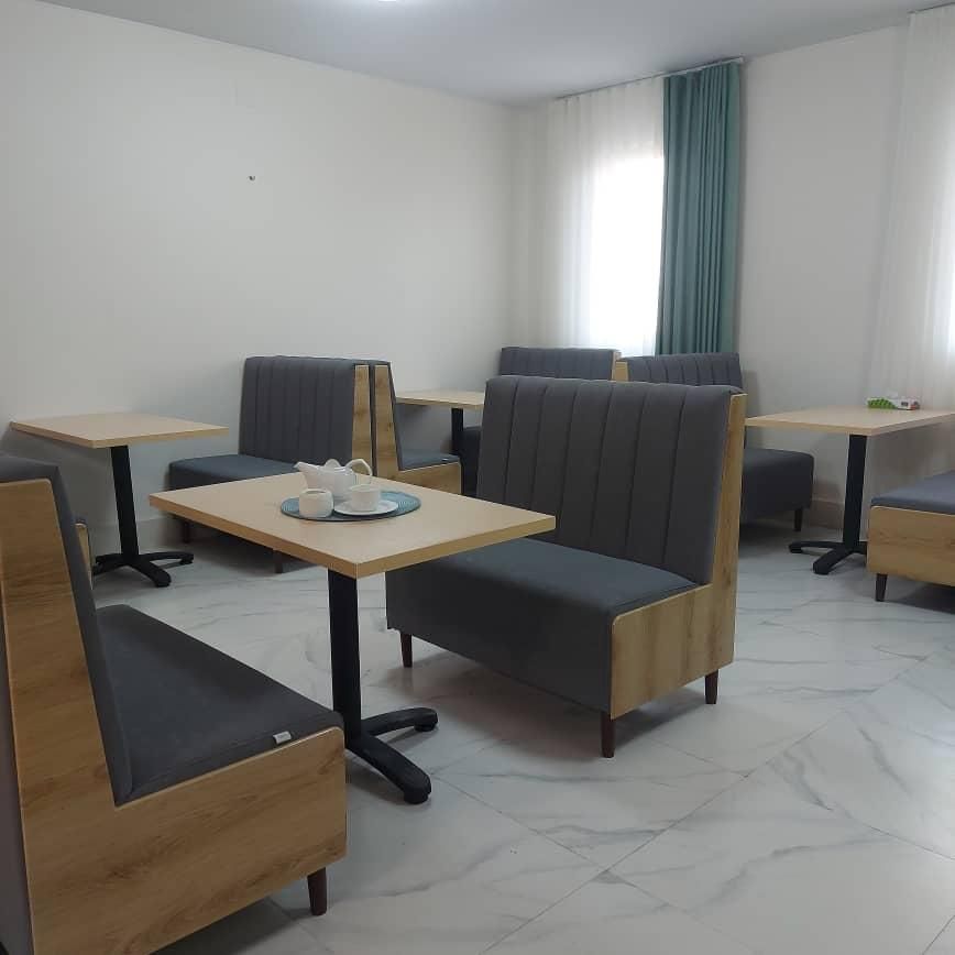 میز و صندلی مبل رستورانی کافیشاپ جگرکی کبابسرا|کافیشاپ و رستوران|تهران, یافتآباد|دیوار