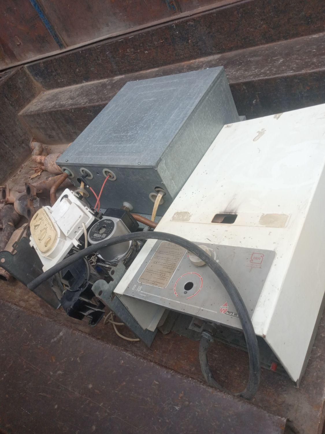 خریدوفروش پکیج معیوب و خراب|آبگرمکن، پکیج، شوفاژ|گرگان, |دیوار