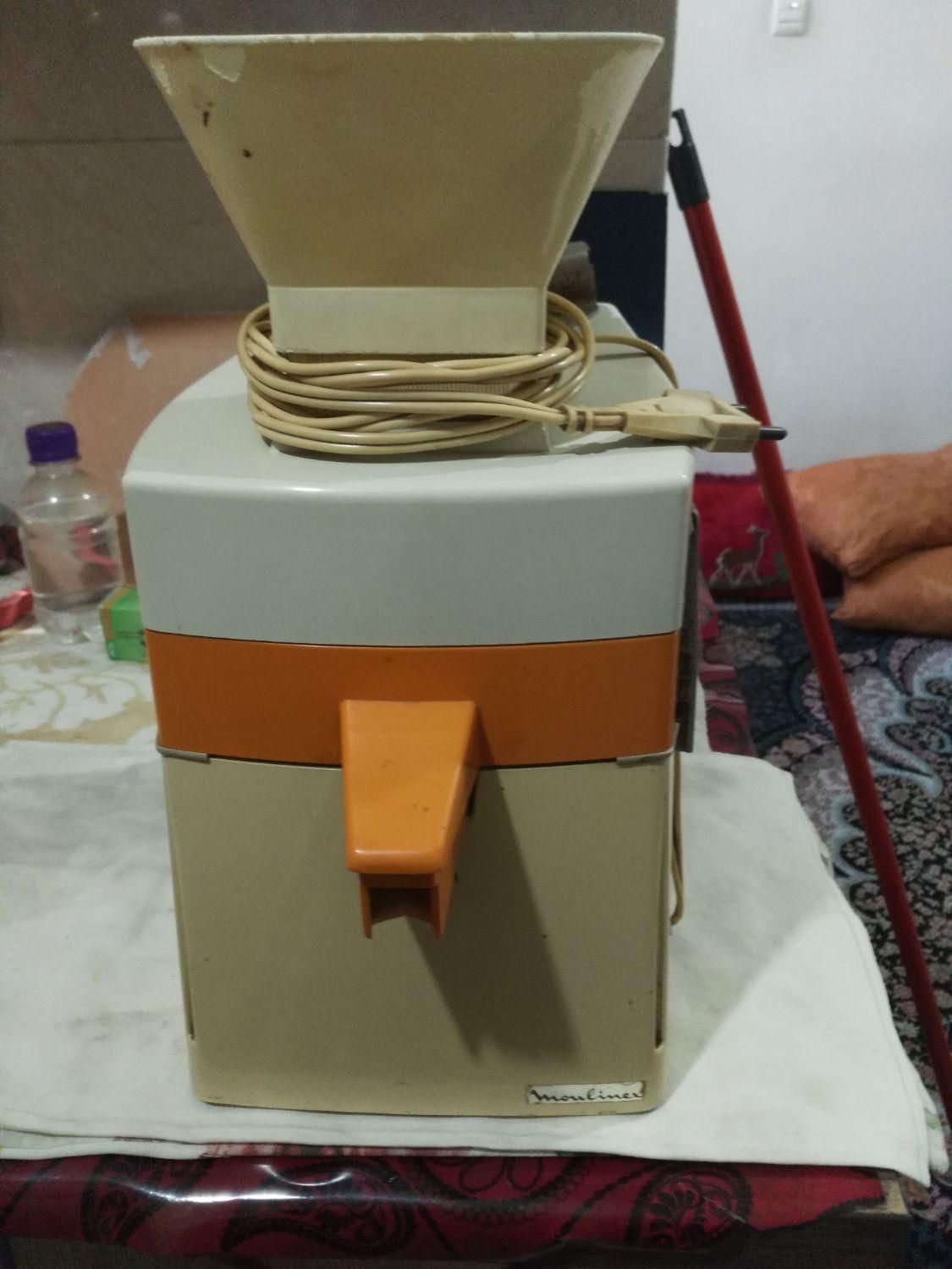 دودستگاه آمیوه گیری مولینکس ژاپنی اصل۲۲۰وات م|آبمیوه‌گیر و آب‌مرکبات‌گیر|تهران, سبلان|دیوار