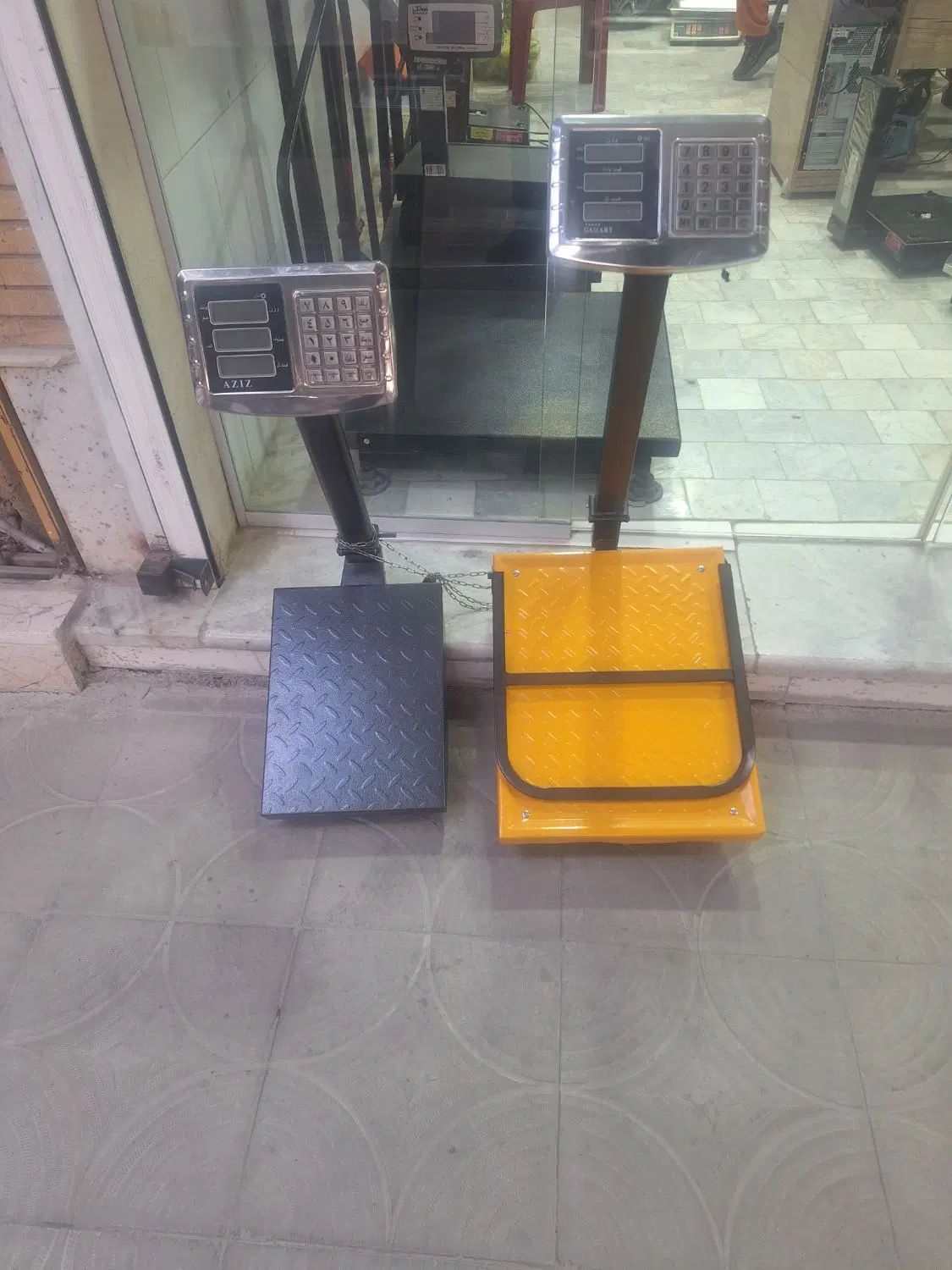 باسکول۱۵۰ کیلیویی ۲۶۰۰۰۰۰|فروشگاه و مغازه|اصفهان, شفق|دیوار