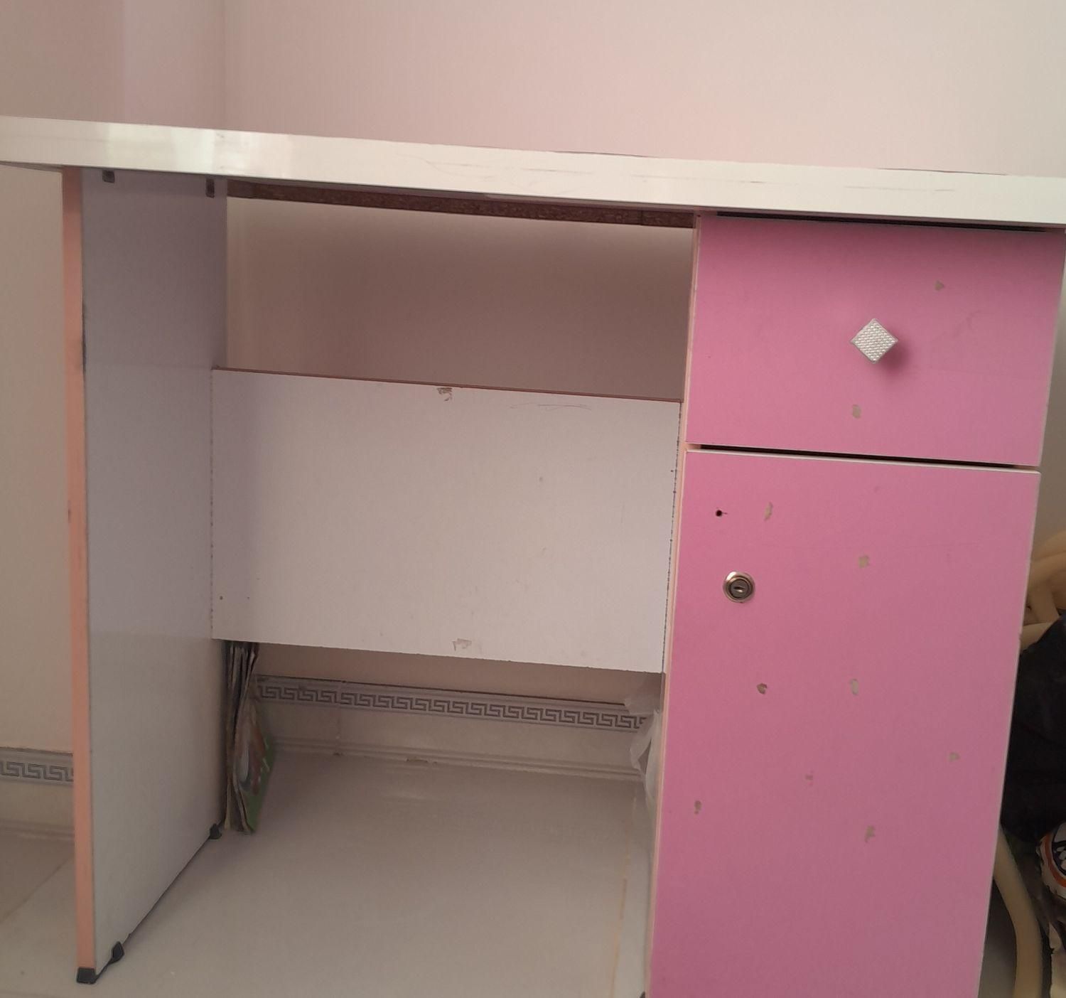 میز تحریر|میز تحریر و کامپیوتر|شهرضا, |دیوار