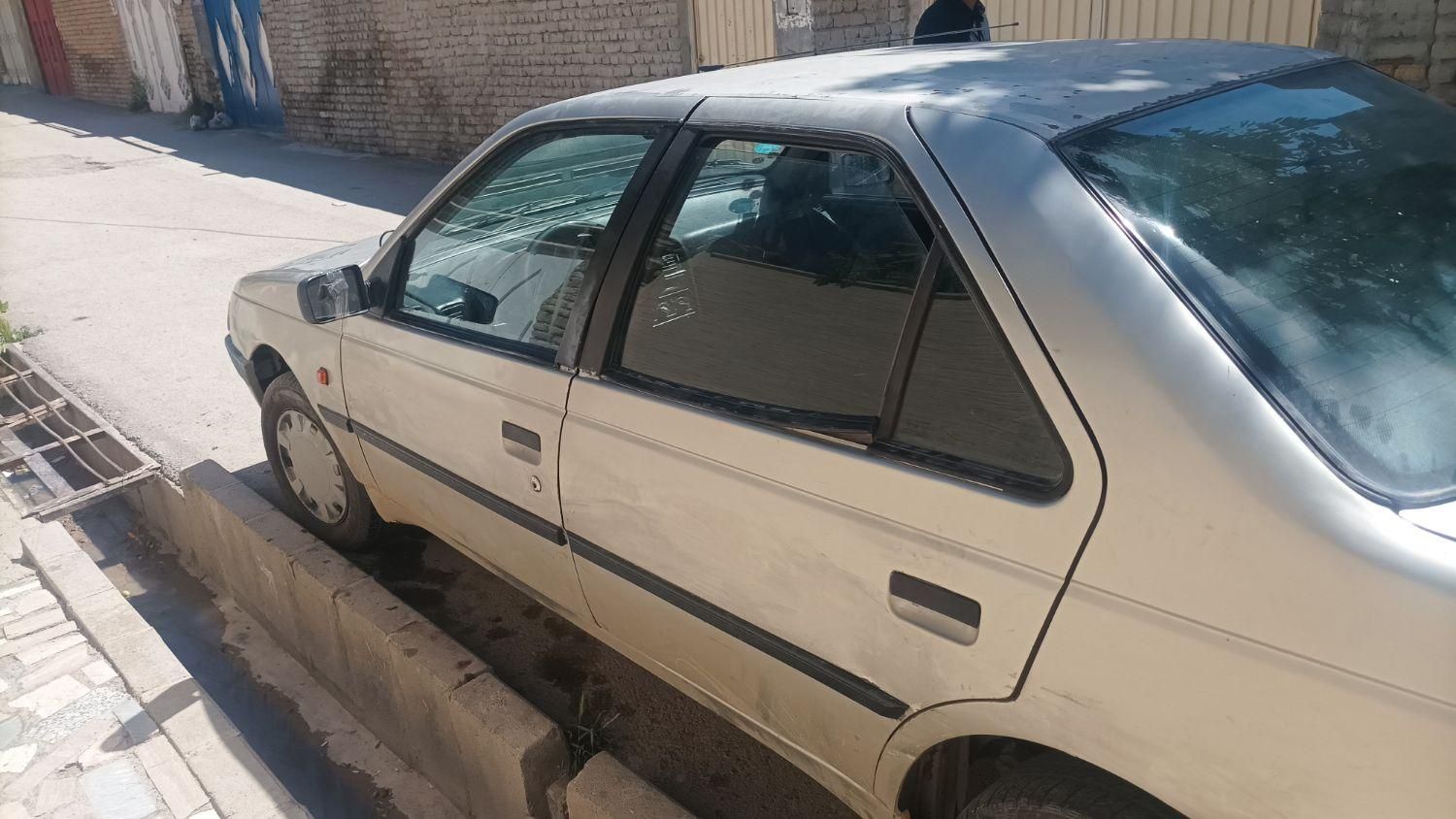 پژو 405 GLi - دوگانه سوز CNG، مدل ۱۳۸۴|خودرو سواری و وانت|ارومیه, |دیوار