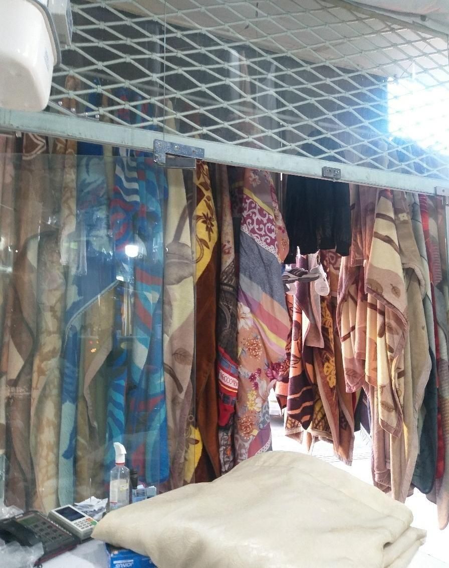 خدمات خشکشویی و پتوشویی و پرده شویی و رنگرزی باپیک|خدمات نظافت|شیراز, کاراندیش|دیوار