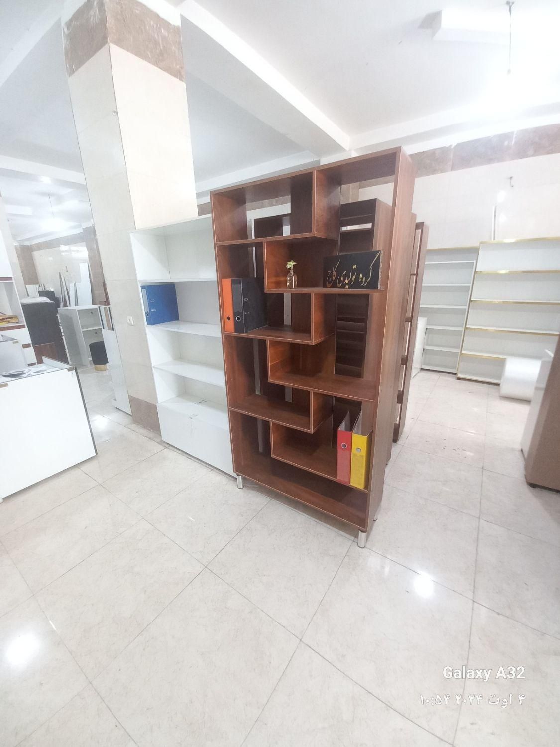 کتابخانه /قفسه /شلف /دکور|کتابخانه، شلف، قفسههای دیواری|کرج, کمالشهر|دیوار