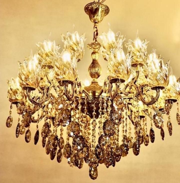 نصب انواع لوستر با سلیقه و محکم و ایمن|خدمات پیشه و مهارت|تبریز, |دیوار