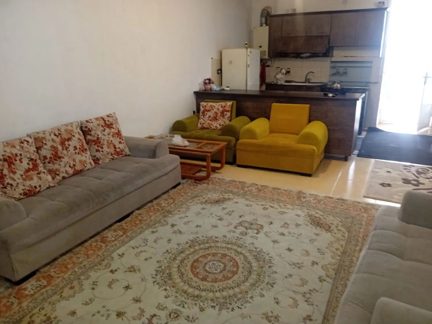 اجاره سوئیت|اجارهٔ کوتاه‌مدت آپارتمان و سوئیت|رشت, نظری|دیوار