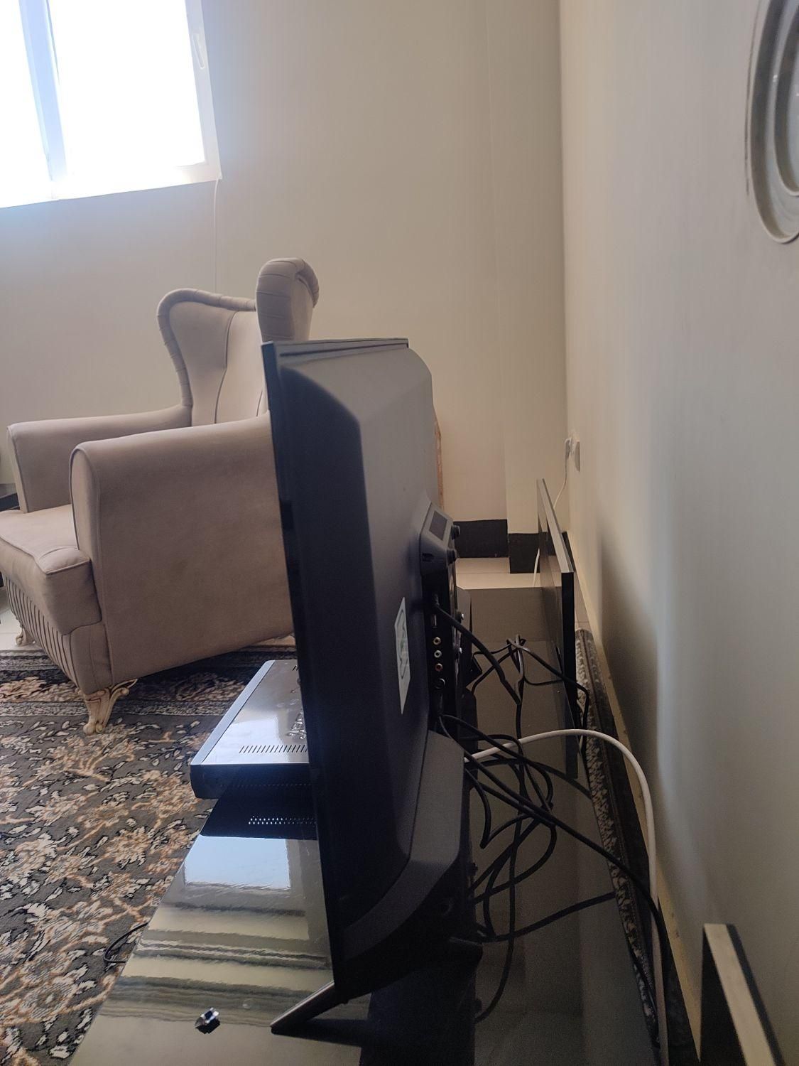 تلویزیون 32 سام کاملا نو|تلویزیون و پروژکتور|صدرا-فارس, فاز ۱|دیوار