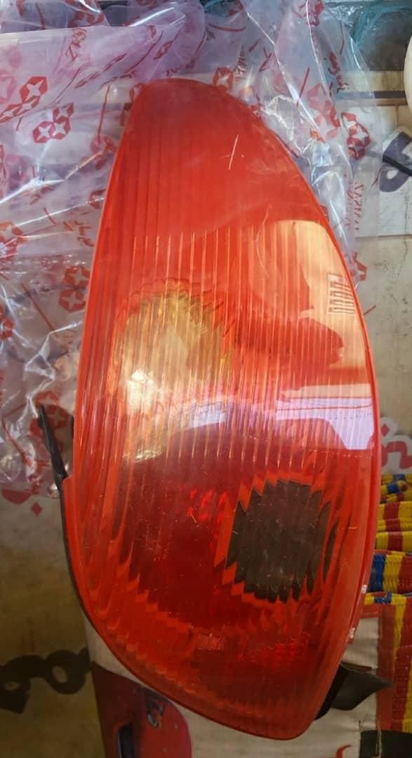 چراغ عقب ۲۰۶|قطعات یدکی و لوازم جانبی|تهران, شهادت|دیوار