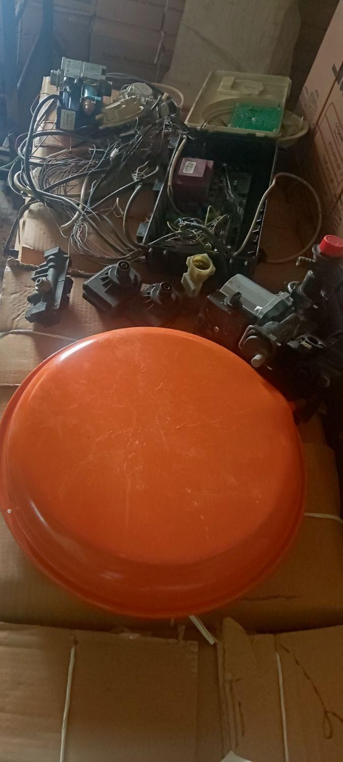 وسایلپکیجاستوک سالم|آبگرمکن، پکیج، شوفاژ|تبریز, |دیوار