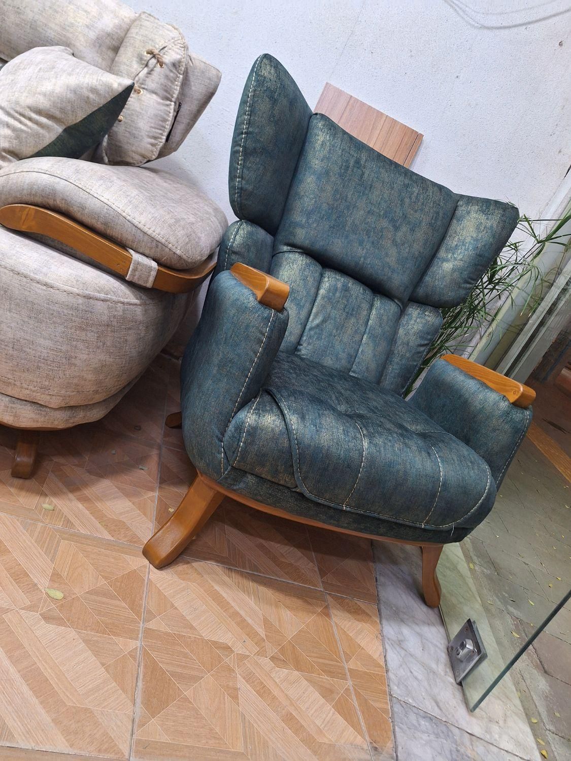 مبلمان راحتی ۸نفره|مبلمان خانگی و میز عسلی|مشهد, خواجه ربیع|دیوار