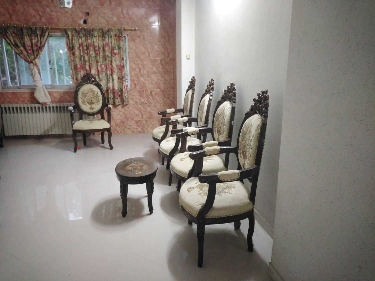 مبل سلتنتی نه نفره|مبلمان خانگی و میز عسلی|بابلسر, |دیوار