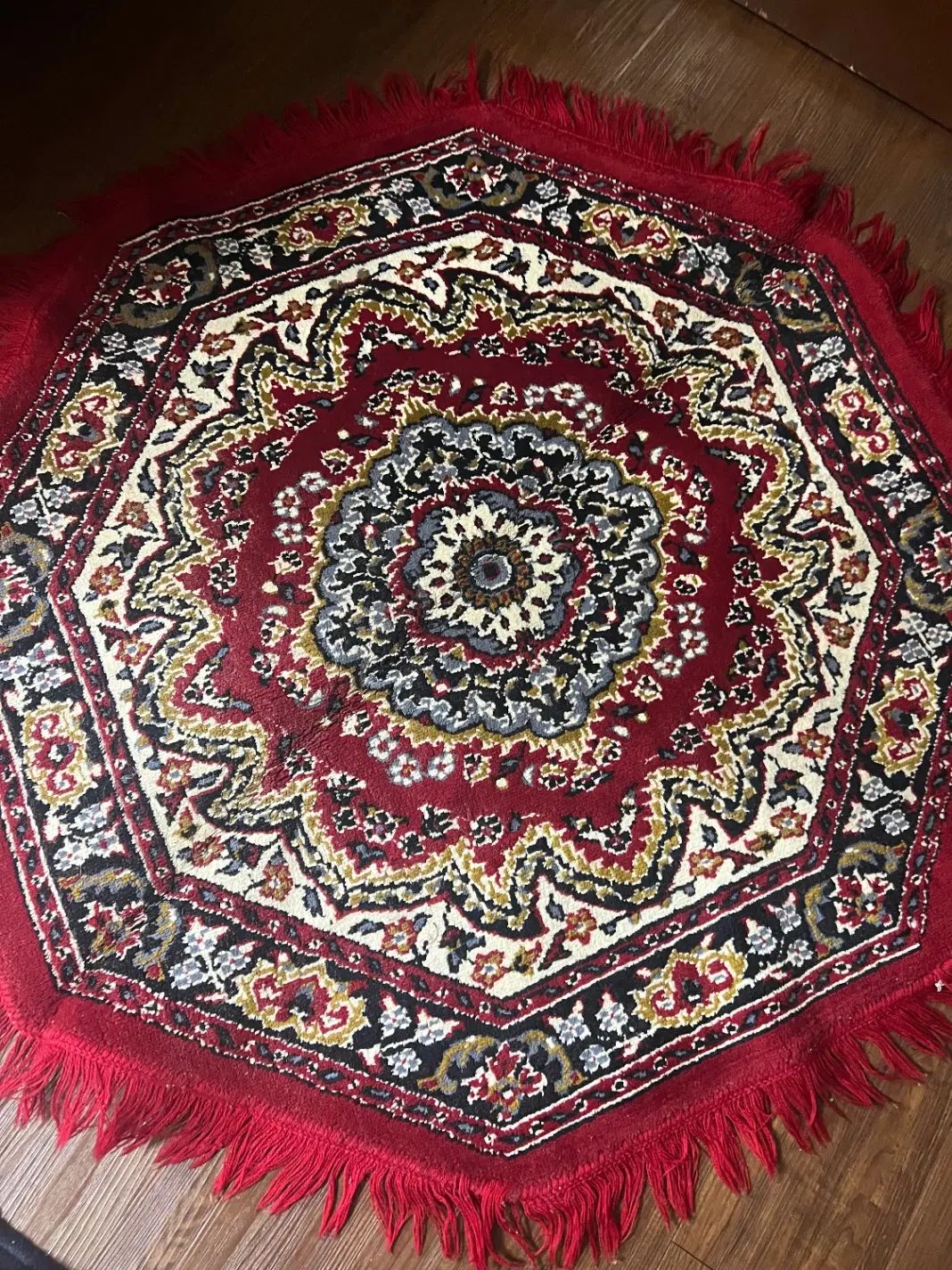 قالیچه قرمز یک در یک|پادری|تهران, تهرانسر شرقی|دیوار