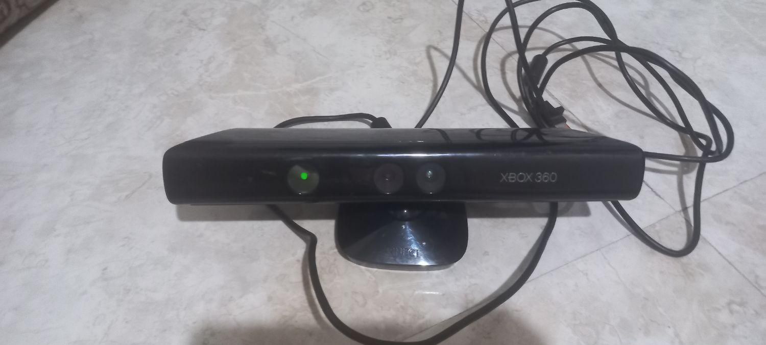 xbox360 همراه کینکت و کلی بازی|کنسول، بازی ویدئویی و آنلاین|تهران, دولت‌آباد|دیوار