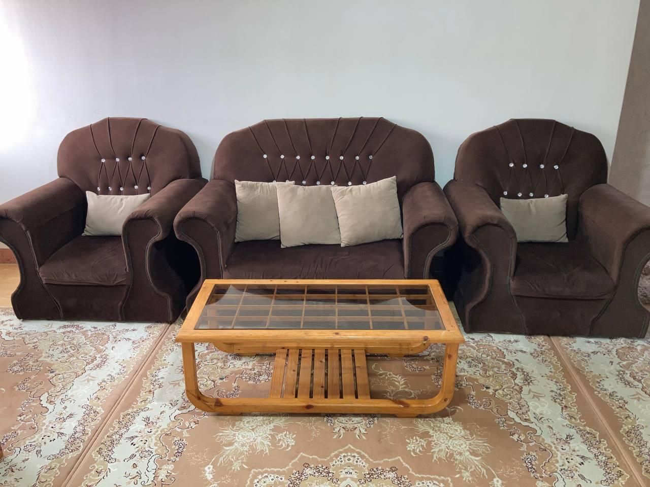 مبل ۷نفره.|مبلمان خانگی و میز عسلی|لنگرود, |دیوار