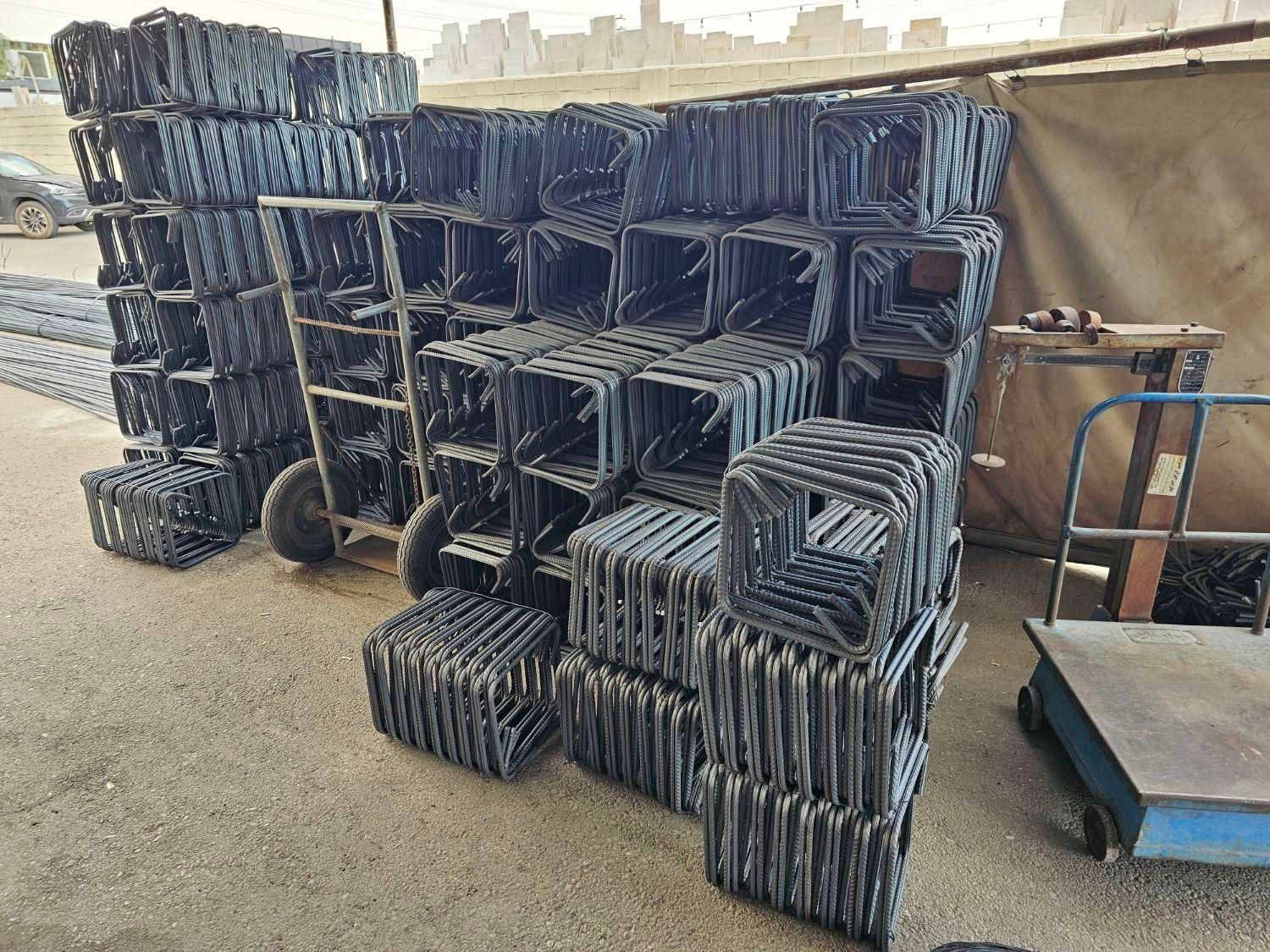 آهن میلگرد خاموت قوطی نبشی سپری|عمده‌فروشی|شیراز, شهرک امیر کبیر|دیوار