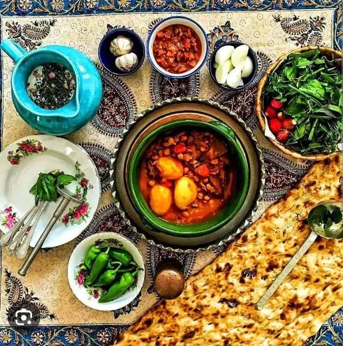 جذب صندوق دار  و نیرو کار برای کبابی و دیزی سرا|استخدام خدمات فروشگاه و رستوران|اردبیل, |دیوار