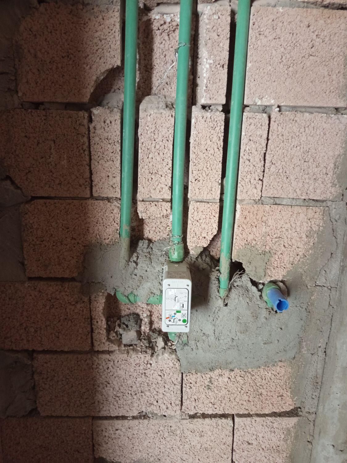 لوله کشی ساختمان|خدمات پیشه و مهارت|میاندوآب, |دیوار