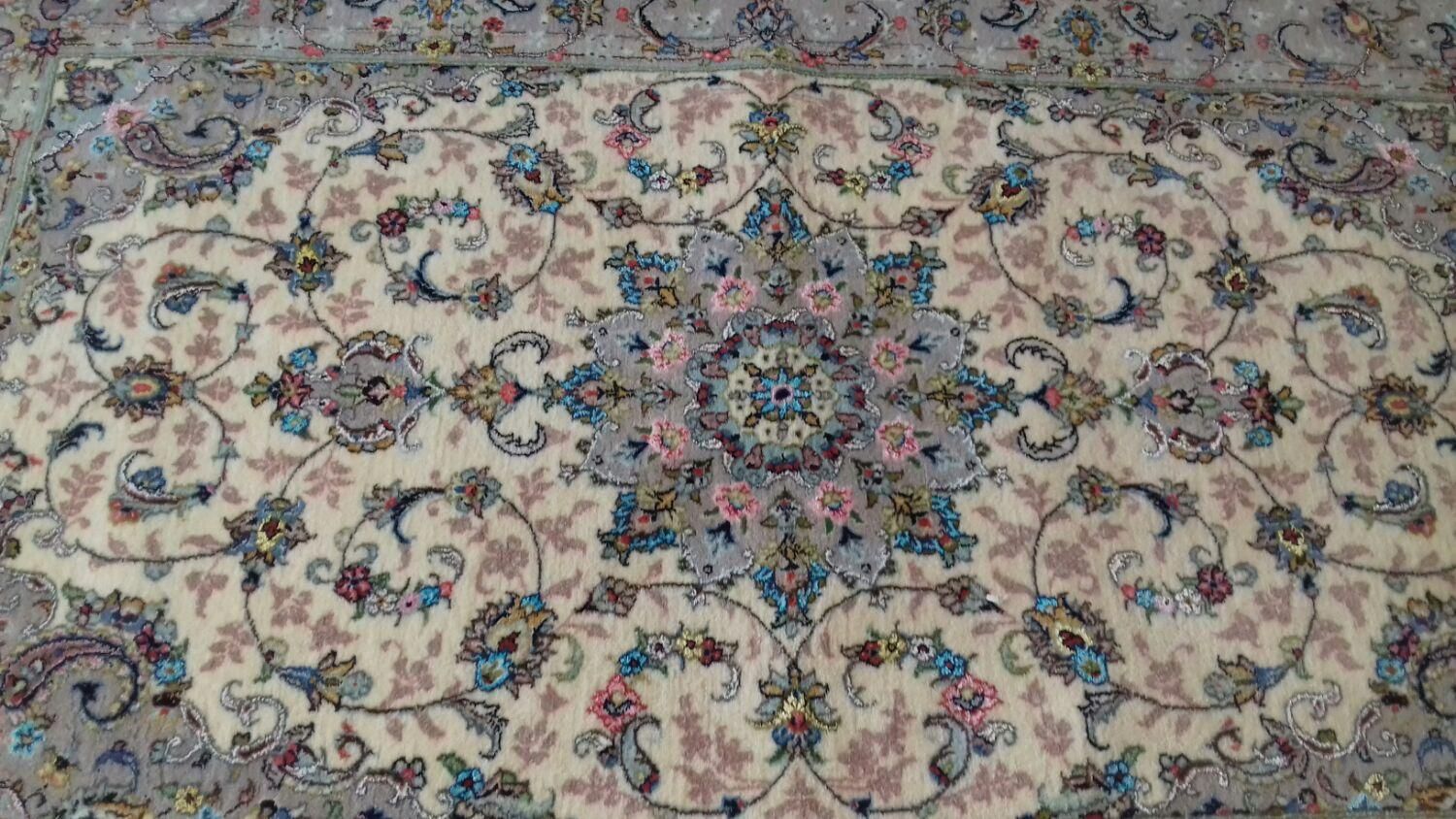 فرش جفت دست بافت 32 خانه|فرش|کاشان, بازار کاشان|دیوار