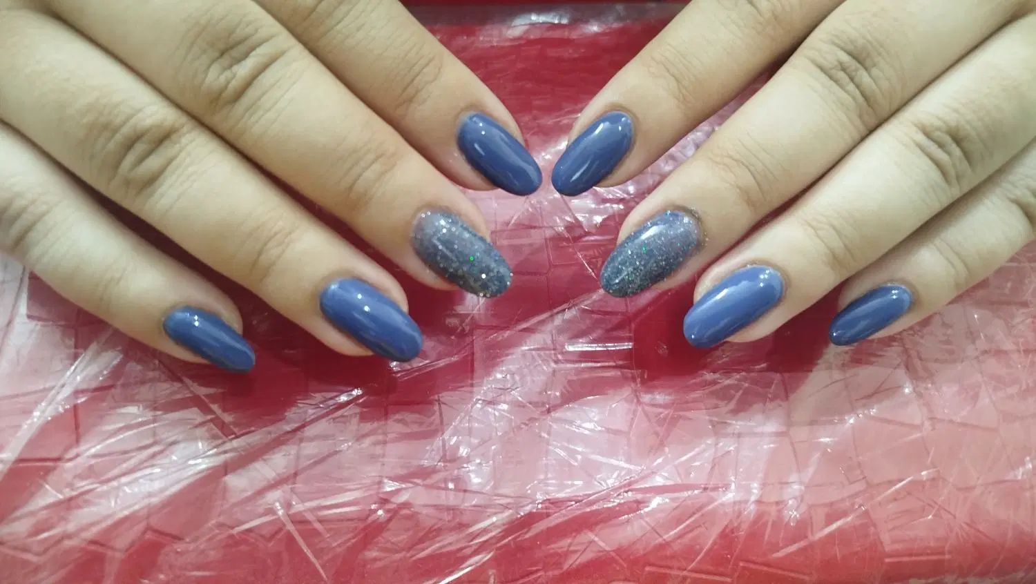 کاشت ناخن،پاکسازی،کاشت مژه،اپلاسیون،کفسابی|خدمات آرایشگری و زیبایی|اصفهان, ملک‌شهر|دیوار
