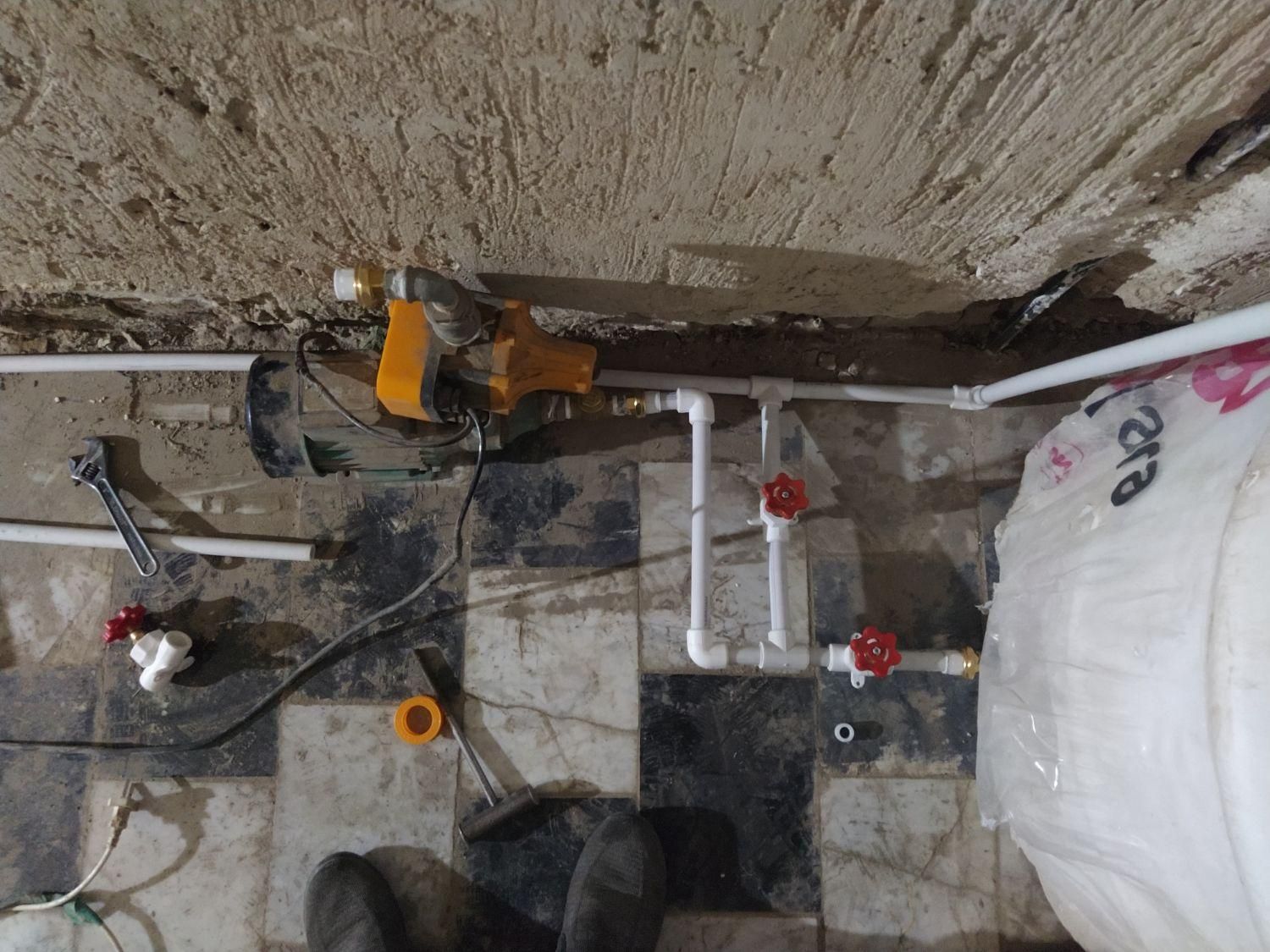 لوله کشی آب و تعمیر پمپ آب و تعویض انواع ژیگلور|خدمات پیشه و مهارت|زاهدان, |دیوار