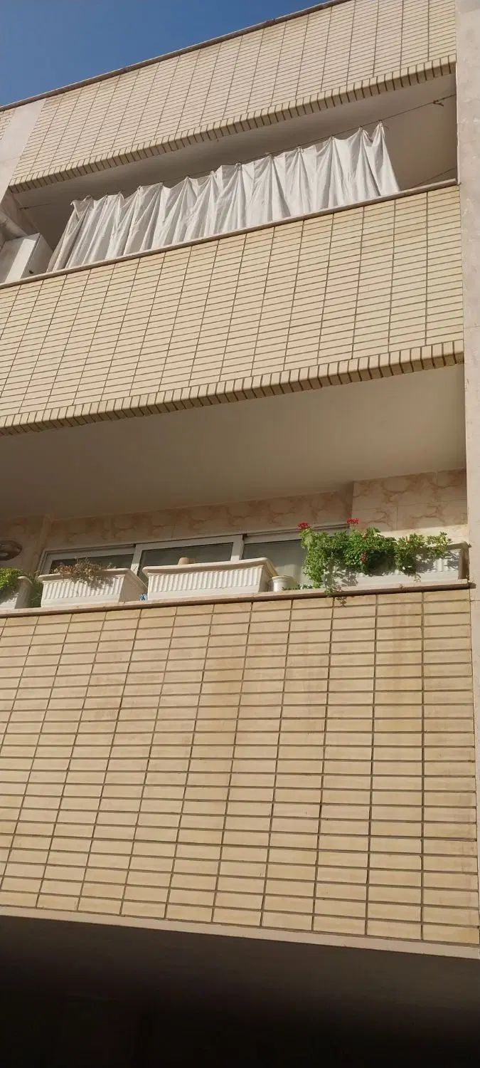 اجاره اپارتمان ۱۰۰متری دو خوابه در خ صاحب الزمان|اجارهٔ آپارتمان|اصفهان, سرتاوه|دیوار