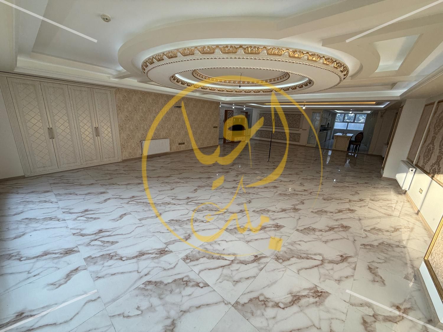 آپارتمان ۲۹۰ ولیعصر جنوبی خیابان آذری اعیان ملک|فروش آپارتمان|تبریز, |دیوار