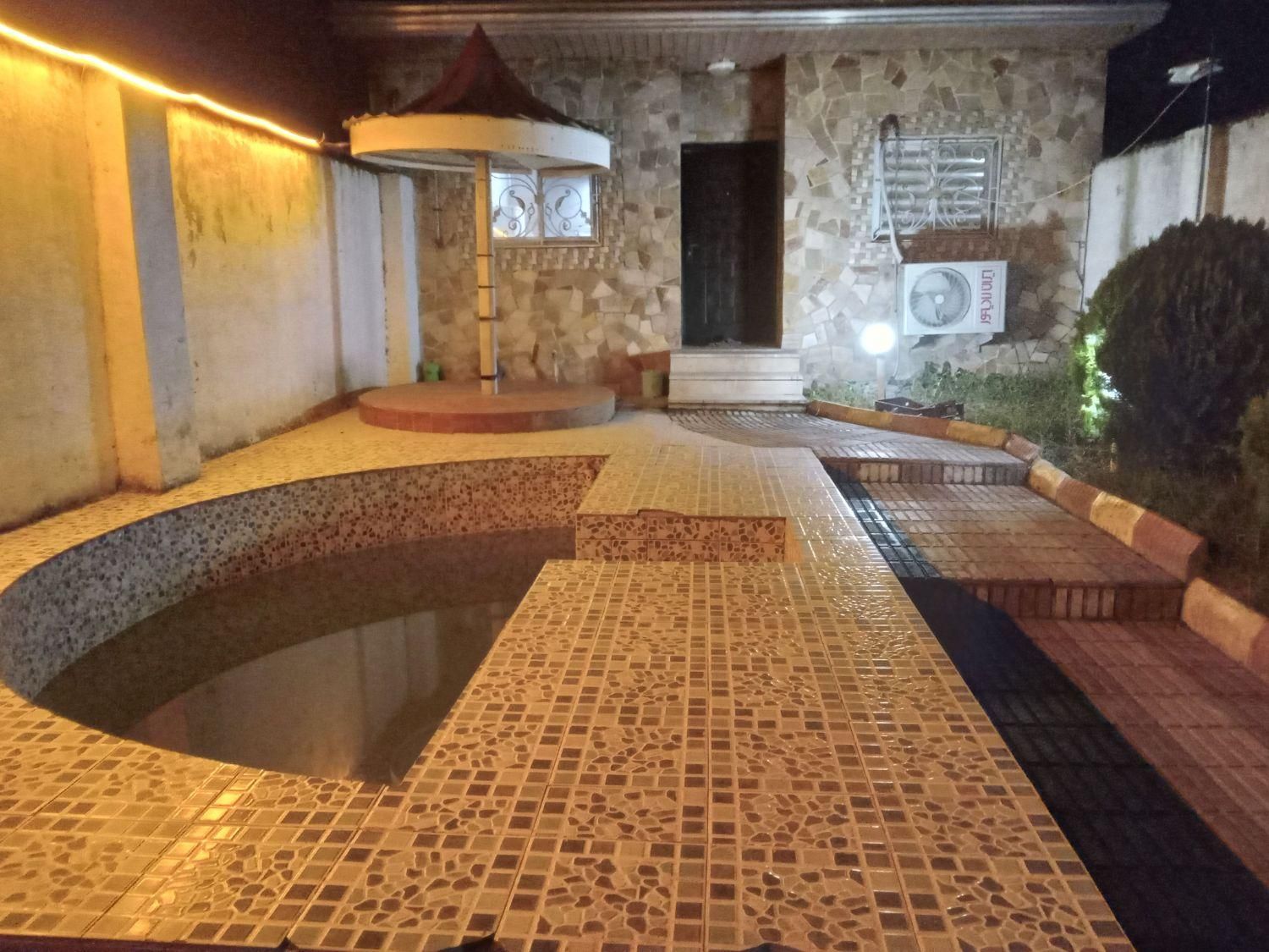 اجاره روزانه/هفتگی/ماهانه ویلا ۱۱۰ متری|اجارهٔ کوتاهمدت ویلا و باغ|فرح آباد, |دیوار