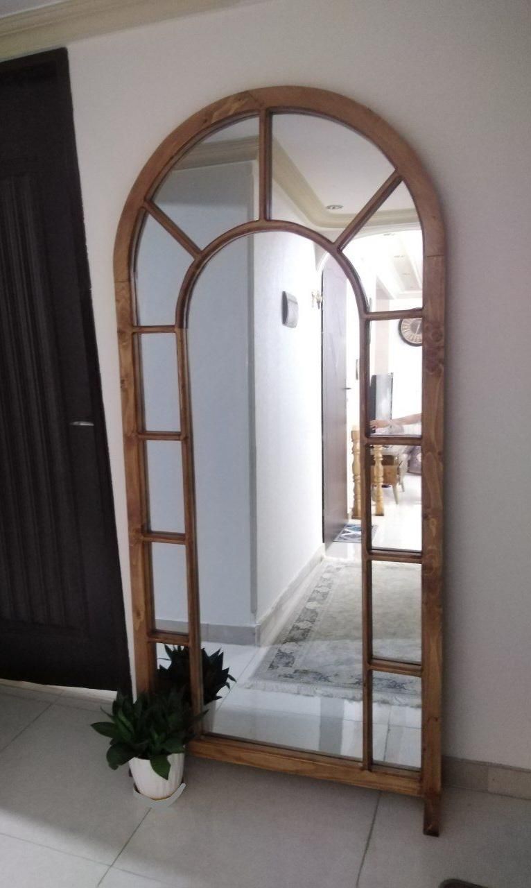 اینه|آینه|سنندج, |دیوار