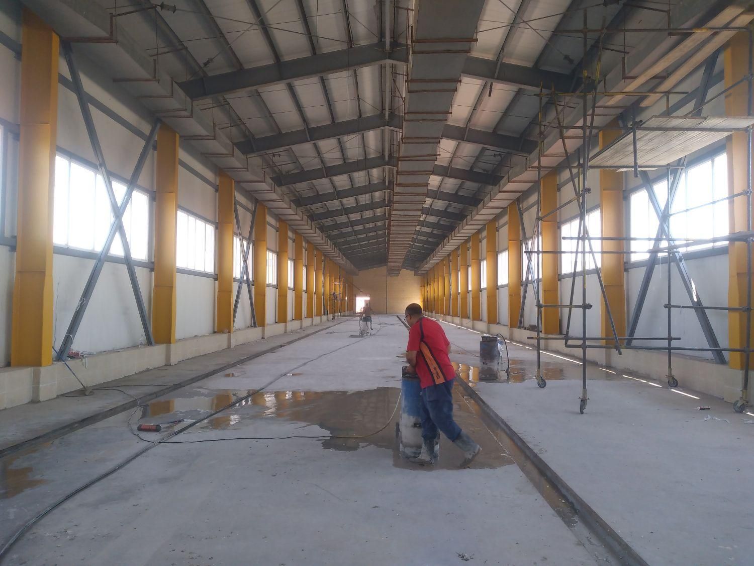 تهیه و اجرای کقپوش اپوکسی و سقف کشسان|خدمات پیشه و مهارت|قزوین, |دیوار