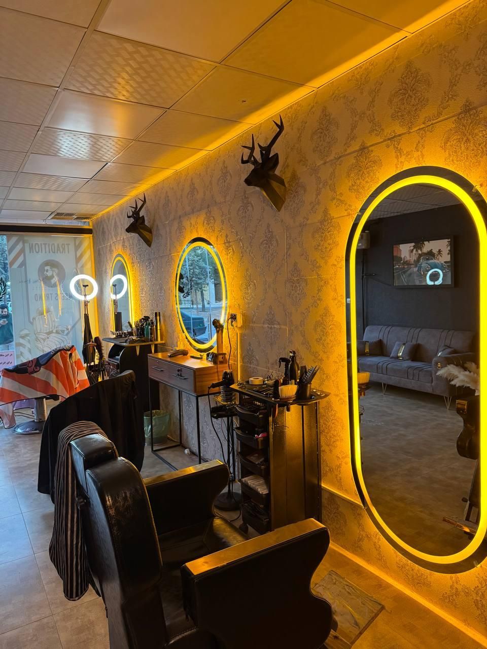 آرایشگری (کارآموز یا شاگرد)اجاره صندلی،درصدی|خدمات آرایشگری و زیبایی|محمدیه-قزوین, |دیوار