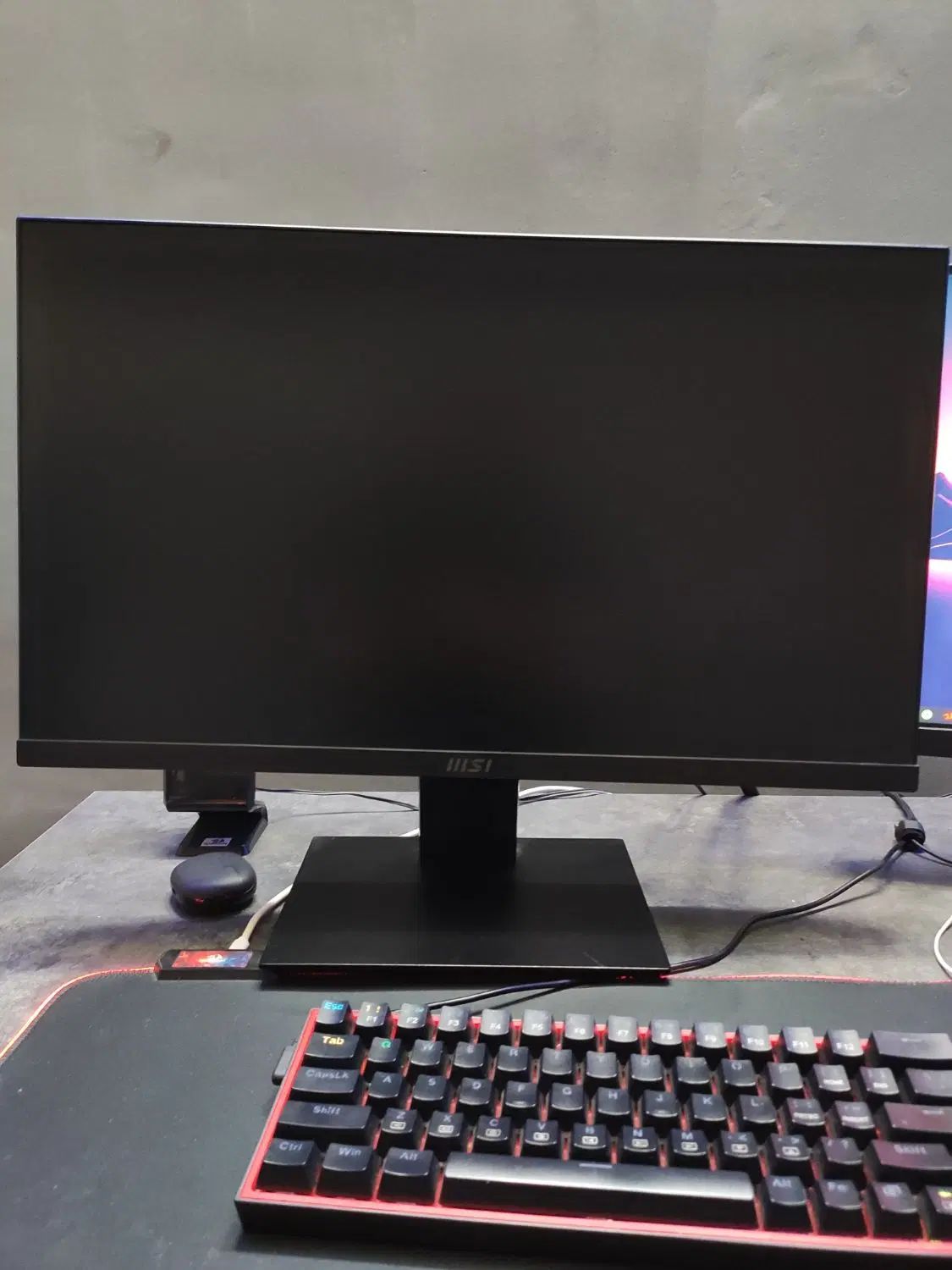مانیتور 24 اینچ برند MSI و BenQ - درحد|قطعات و لوازم جانبی رایانه|مشهد, سرافرازان|دیوار