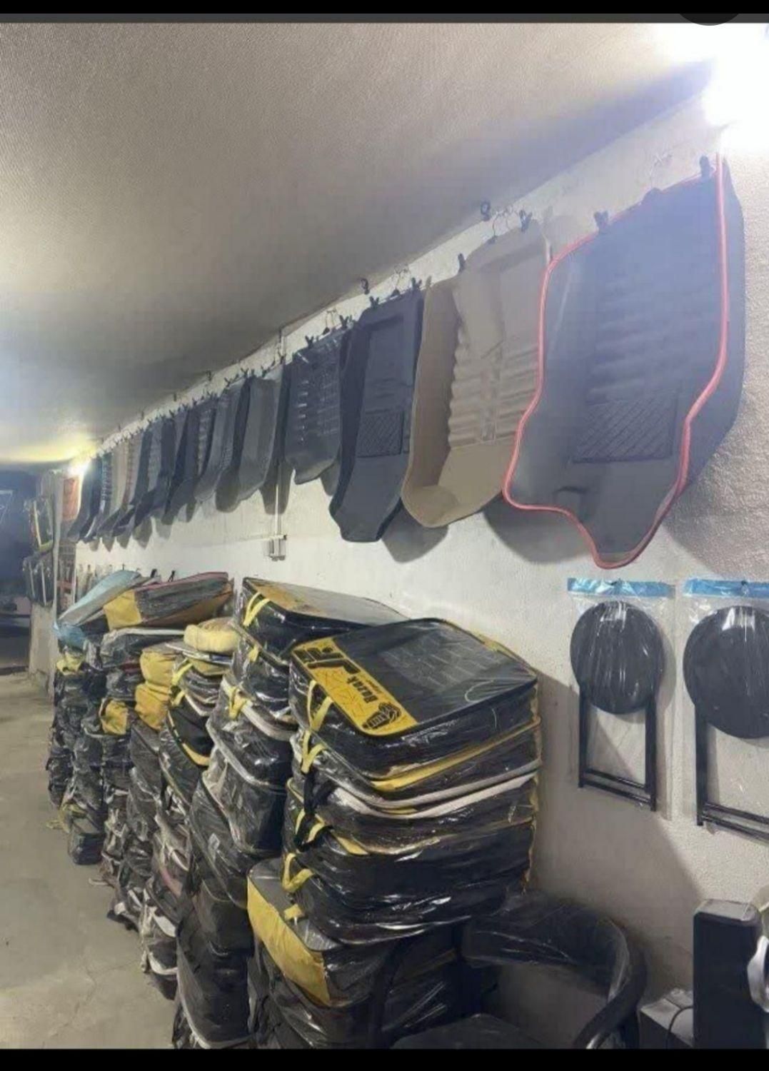 روکش صندلی ضبط باند دودی مانیتور|خدمات موتور و ماشین|یزد, |دیوار