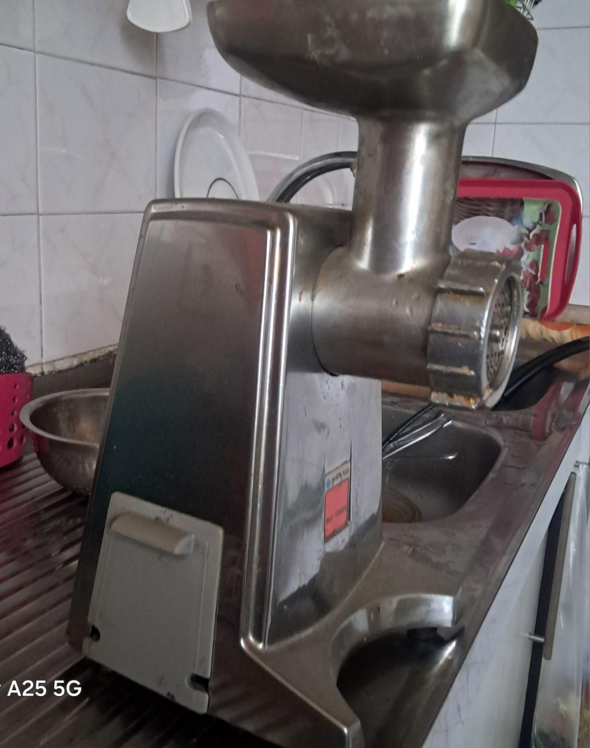 فروش چرخ گوشت  قویِ خانگی ژاپنی اصل فوری|خردکن، آسیاب، غذاساز|تهران, امیرآباد|دیوار