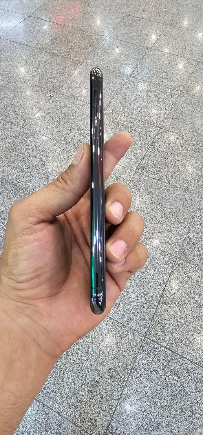 اپل iPhone 11 Pro Max با حافظهٔ ۲۵۶ گیگابایت|موبایل|شیراز, زند|دیوار