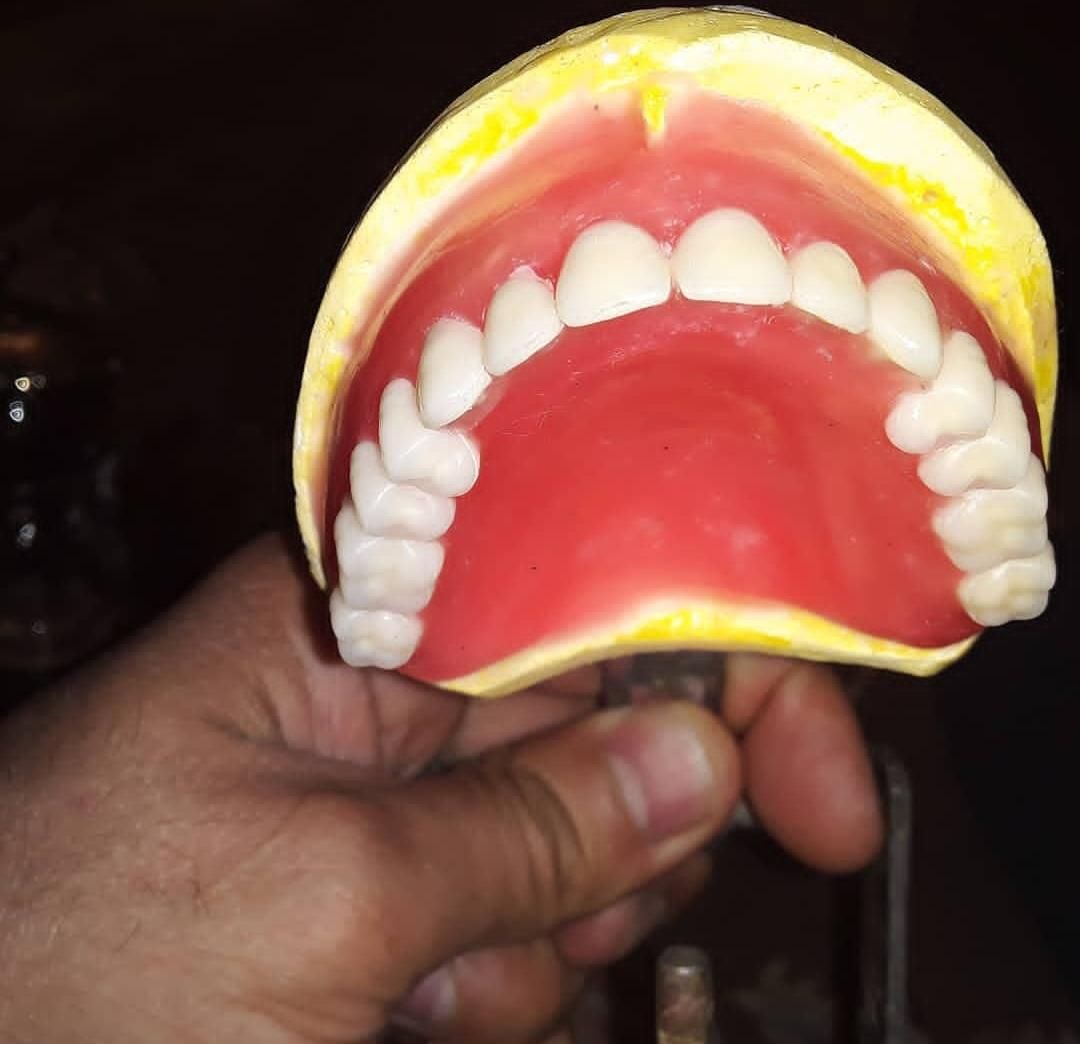 ساخت دندان مصنوعی|آرایشی، بهداشتی، درمانی|لردگان, |دیوار