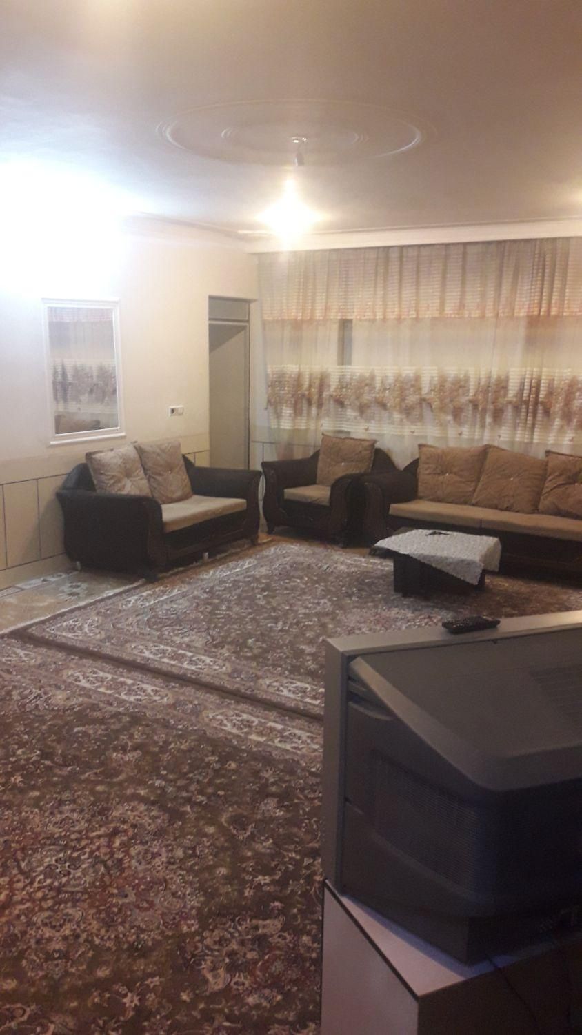 اجاره آپارتمان روزانه|اجارهٔ کوتاه‌مدت آپارتمان و سوئیت|گلپایگان, |دیوار