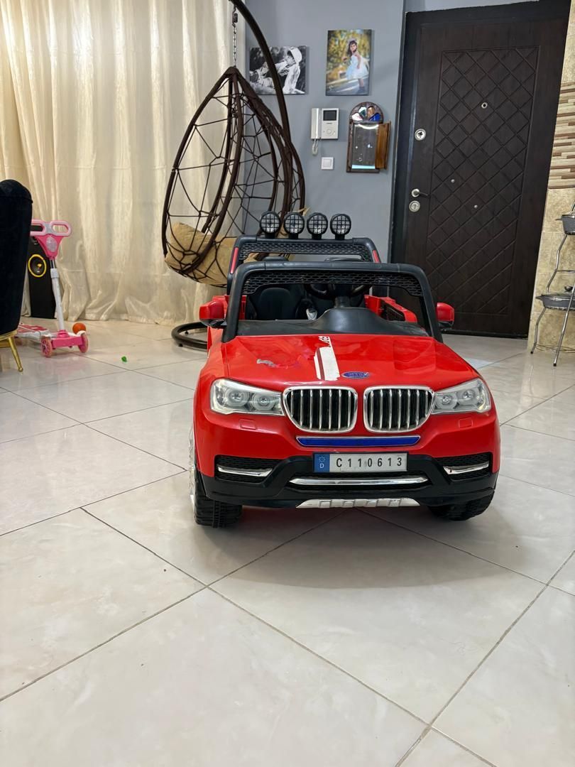 ماشین شارژی bmwدو موتوره|اسباب‌بازی بچه|شیراز, وصال|دیوار