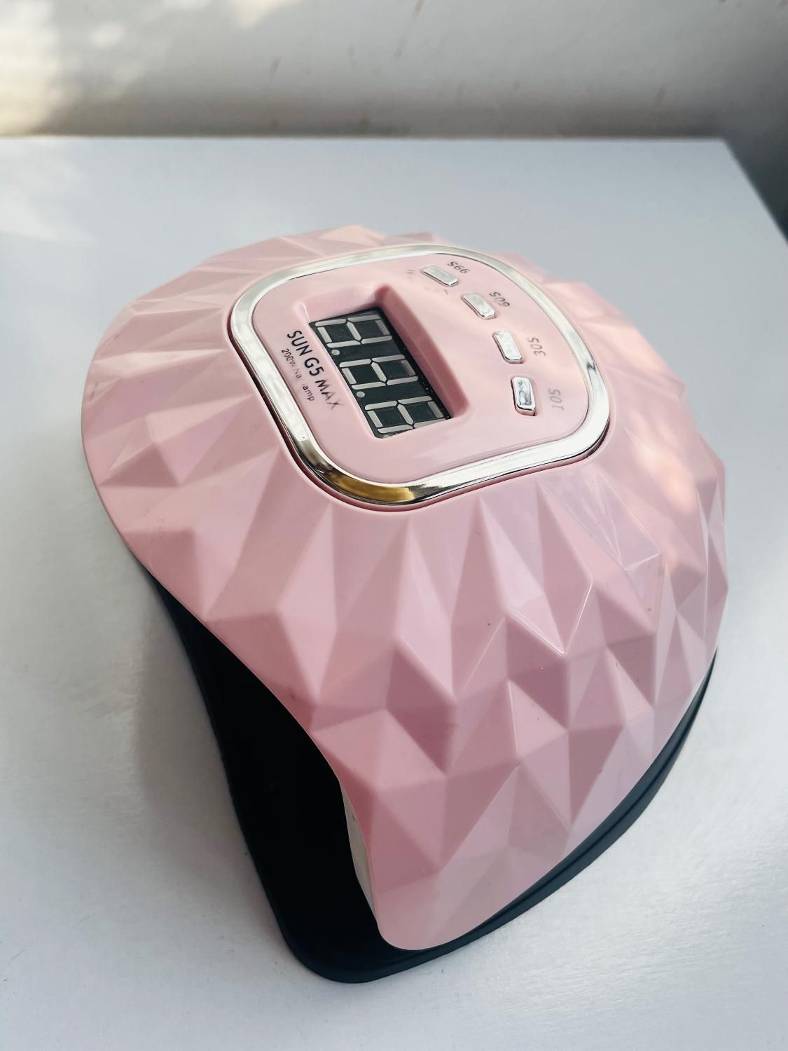 یووی ناخن|آرایشی، بهداشتی، درمانی|محمدیه-قزوین, |دیوار