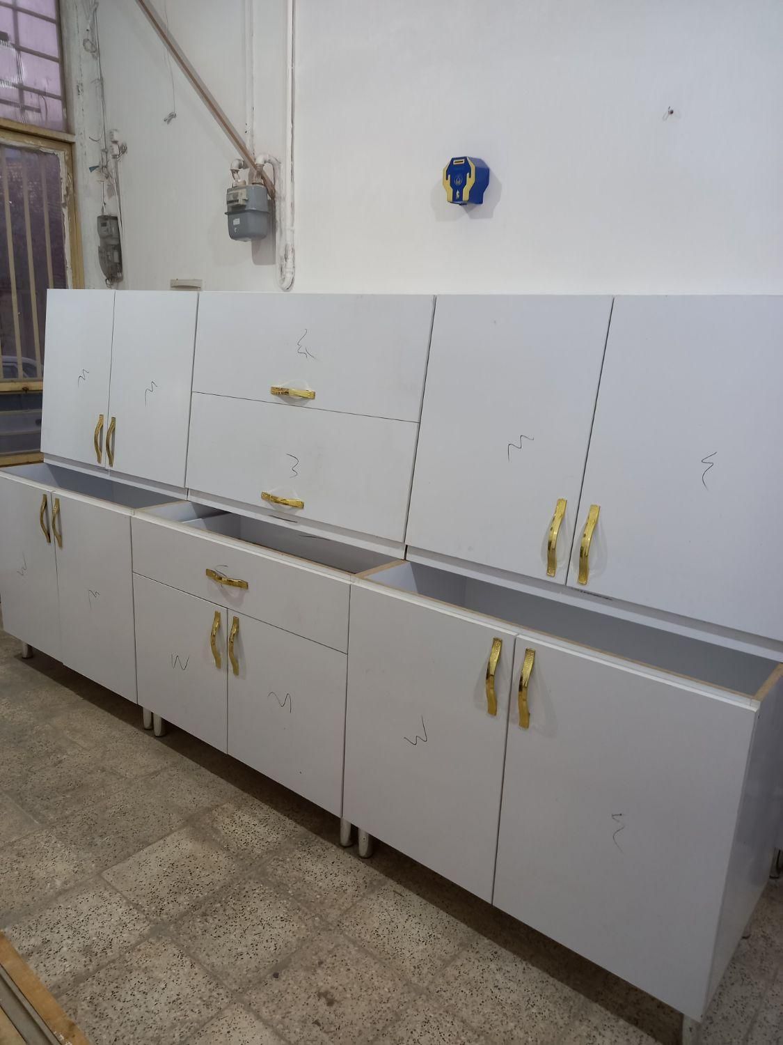 کابینت آشپزخانه 6 متر آماده نصب MDF و( ملامینه)|مصالح و تجهیزات ساختمان|مشهد, ثامن|دیوار