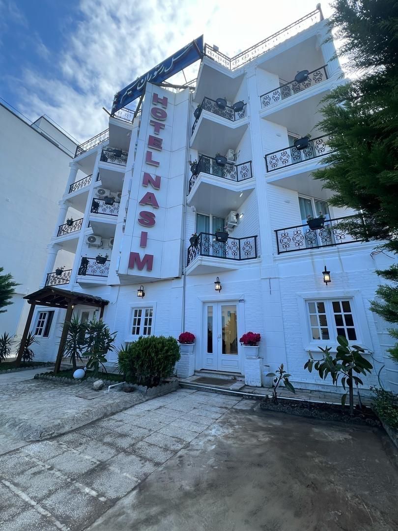 استخدام خدمات و کارگر ساده هتل|استخدام سرایداری و نظافت|نوشهر, |دیوار