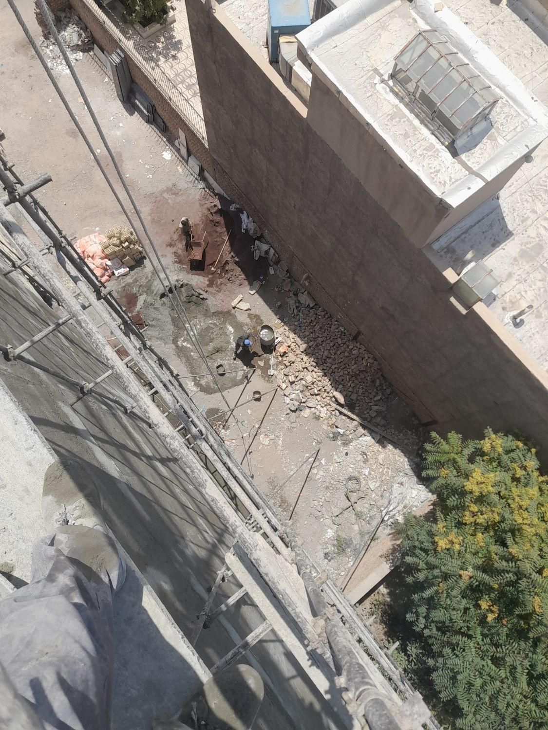 انجام خدمات سیمانکاری دیوارچینی وشیب بندی|خدمات پیشه و مهارت|قزوین, |دیوار