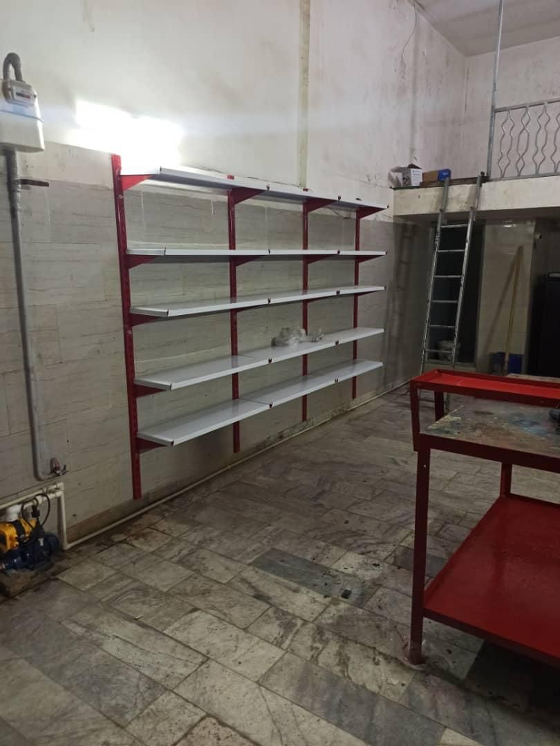 قفسه۸۸ / دیواری /دیوار کوب/سفید قرمز۶۶۶|فروشگاه و مغازه|ساری, |دیوار