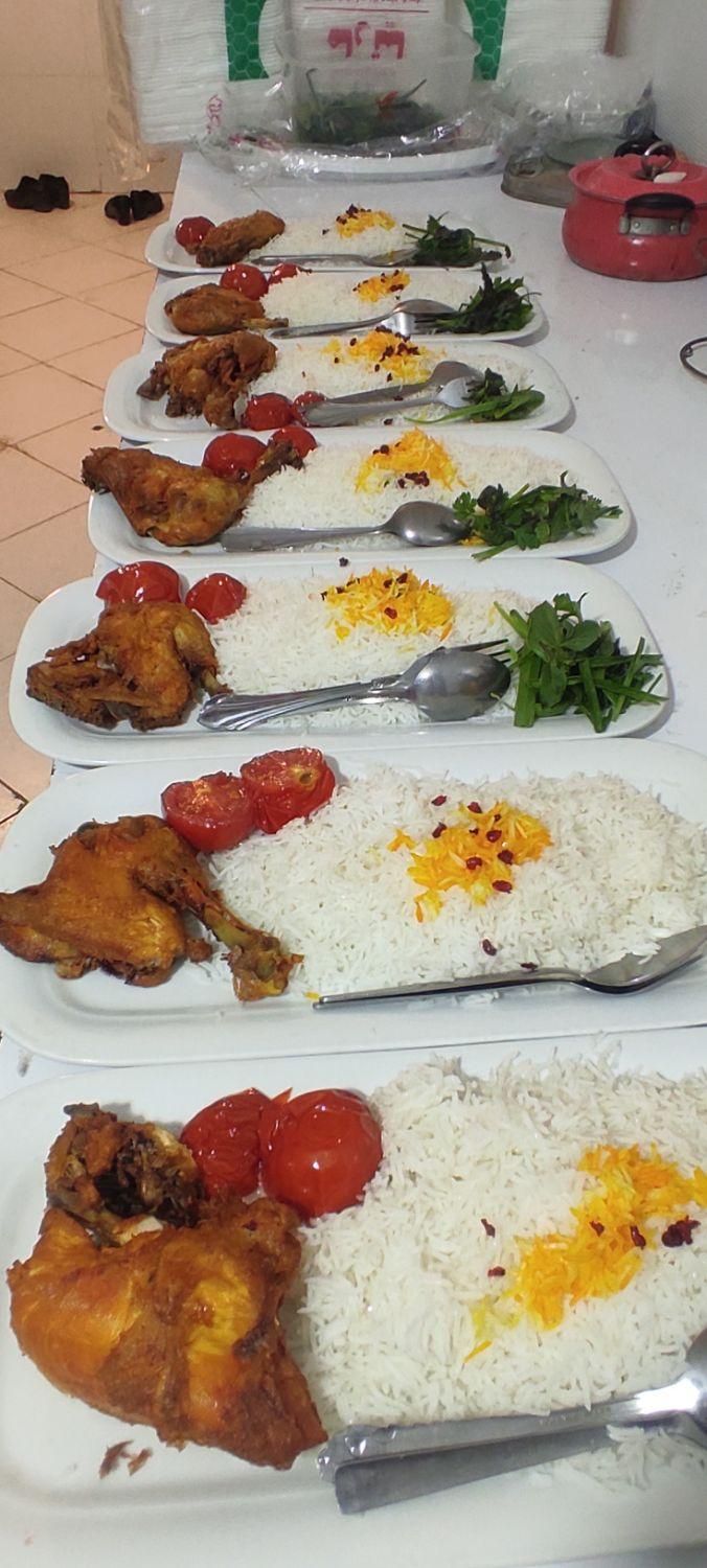 غذا آماده عمو علی مرغ بریان داغ وانواع غذا ایرانی|خدمات پذیرایی، مراسم|بیرجند, |دیوار