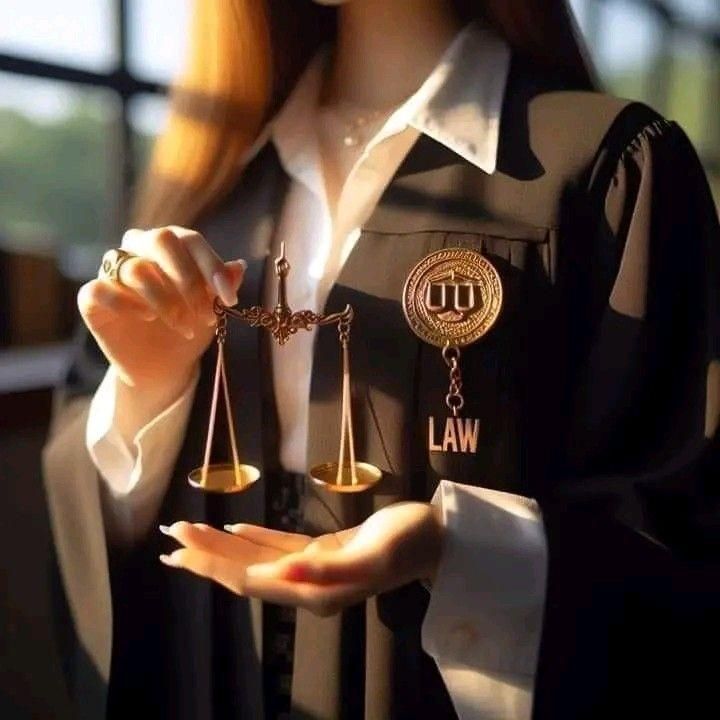 وکیل پایه یک دادگستری خانم|خدمات مالی، حسابداری، بیمه|بندرعباس, |دیوار