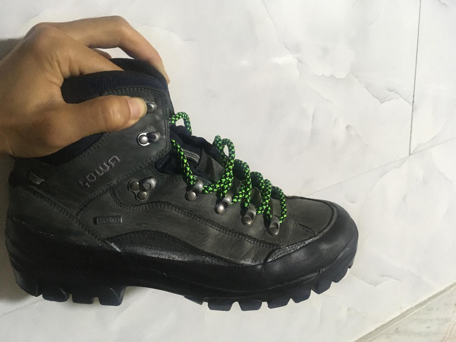 کفش کوهنوردی لوا|کوهنوردی و کمپینگ|تهران, آشتیانی|دیوار