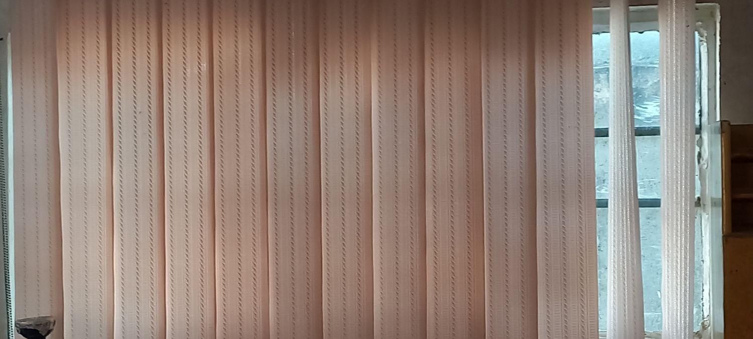 پرده عمودی|پرده، رانر، رومیزی|آران و بیدگل, |دیوار