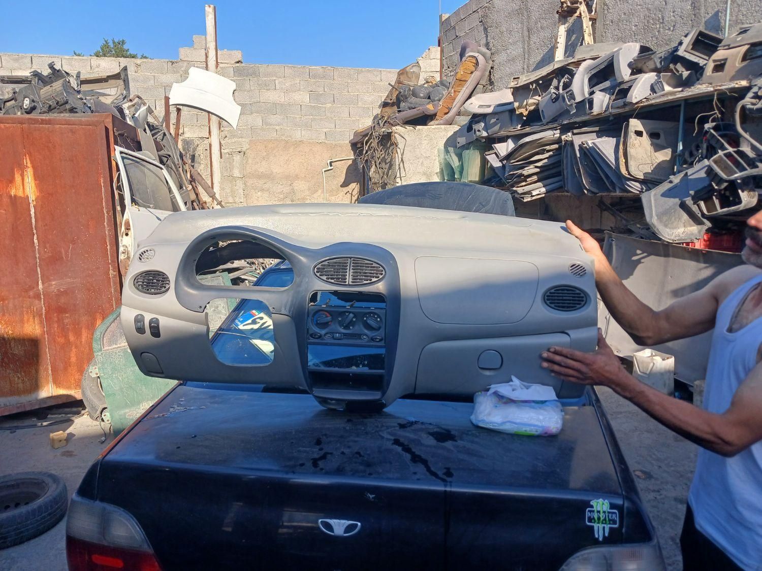 لوازم ام وی ام ۱۱۰.   سه سلیتدر و چهار سیلندر|قطعات یدکی و لوازم جانبی|شهریار, رضی آباد پایین|دیوار